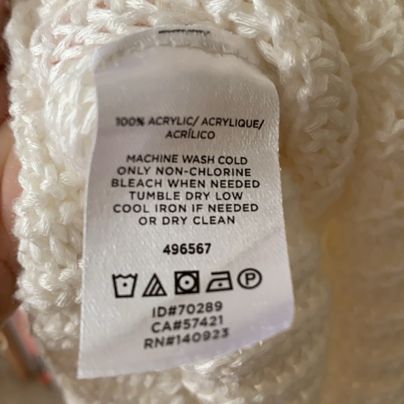 Knitted Sweater Vest, sleeveless sweater, Loft, V-neck - Picture 3 of 4